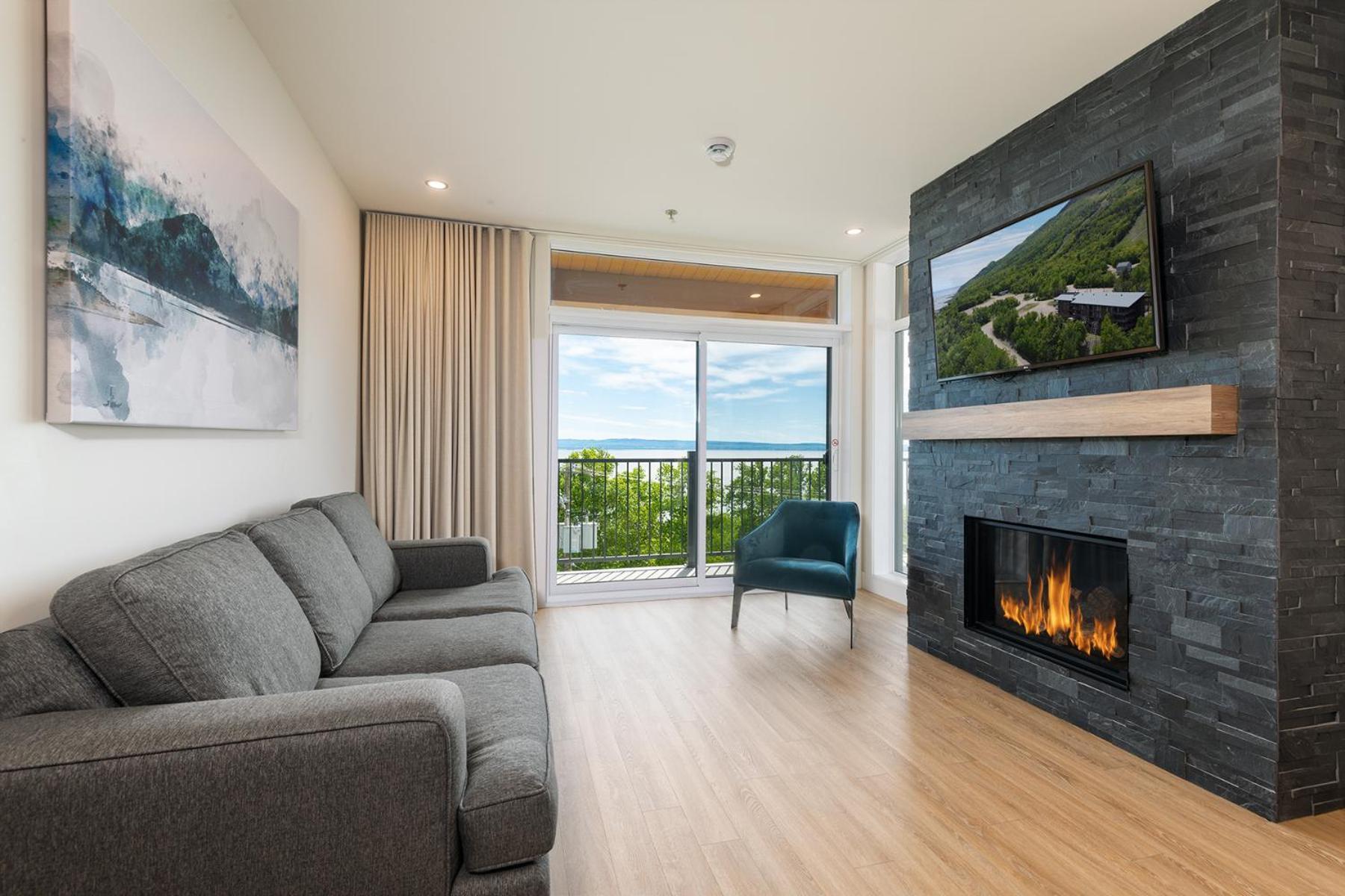 Les Appartements Du Massif De Charlevoix Petite-Riviere-Saint-Francois Ngoại thất bức ảnh
